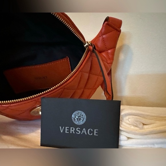Versace Quilted orange leather fanny/belt/shoulder bag NEW (AUTHENTIC - Picture 6 of 10